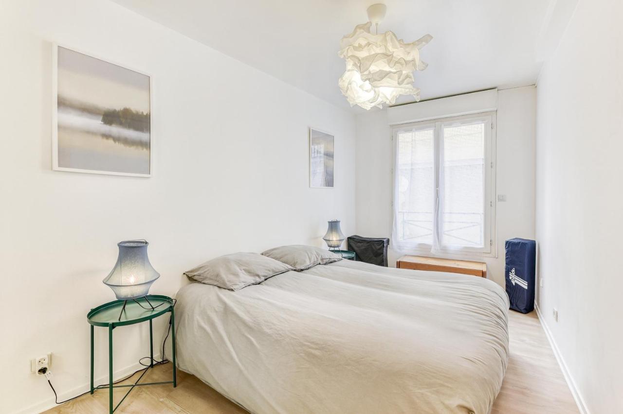 Appart'Hotel Versailles Saint Cyr L'Ecole - Gare Sncf A 100M Et Parking Prive Exterior foto