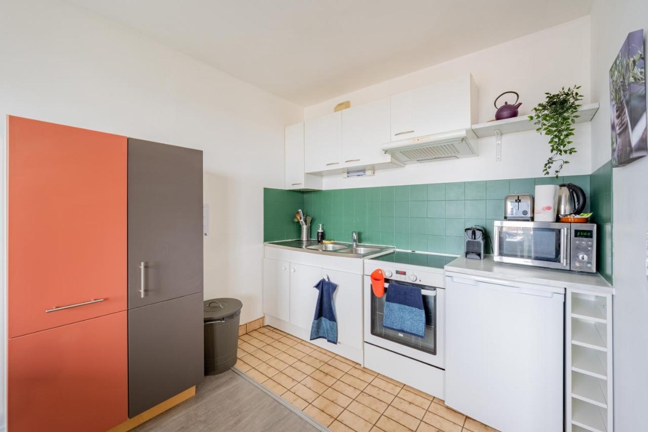 Appart'Hotel Versailles Saint Cyr L'Ecole - Gare Sncf A 100M Et Parking Prive Exterior foto